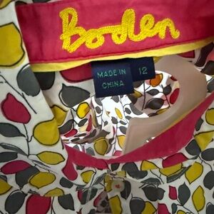 Boden Colorful Leaf Pattern Blouse
